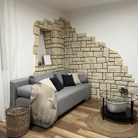 Cinderella Apartment With Free Parking بولا المظهر الخارجي الصورة